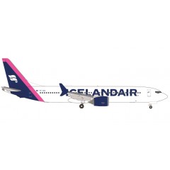 Herpa 537476 Boeing 737 Max 9 Icelandair magenta tail stripe TFICD Baula 1:500