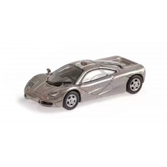 Minichamps 870133824 McLaren F1 Roadcar Grijs Metallic