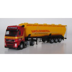 AWM 53103 Volvo FH Woudenberg B.V. Renkum met bulk trailer"