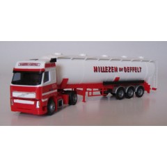 AWM 71932 Volvo FH Nillezen BV Oeffelt met tank semi"