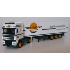 AWM 73201 DAF XF 105 SSC Van Maanen Koeltransport BV met koeloplegger"