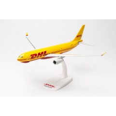 Herpa 614139 Airbus A330-200F DHL Aviation (European Air Transport) 1:200