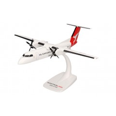 Herpa 614221 De Havilland Canada DHC-8-300 QantasLink Bundaberg 1:100