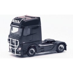 Herpa 311533-002 Mercedes Benz Actros G. + bullbar en lampenbeugel zwart