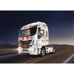 Italeri 3899 Iveco Stralis Hi-Way Euro 5